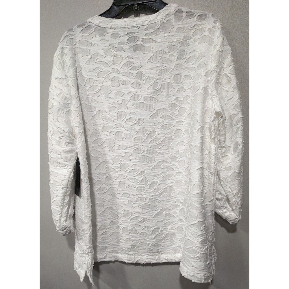 Ali Miles NWT L Women's White V Neck Textured Burnout Pattern Semi Sheer Top NWT - Picture 7 of 7